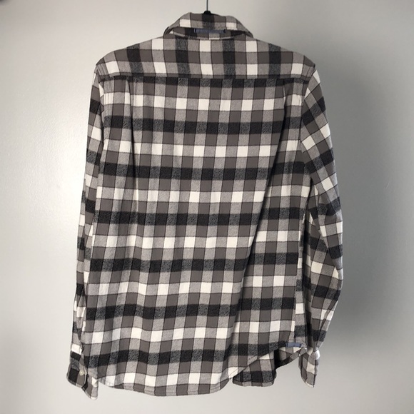 Used Levi’s Slim Fit Flannel Shirt - Picture 3 of 3
